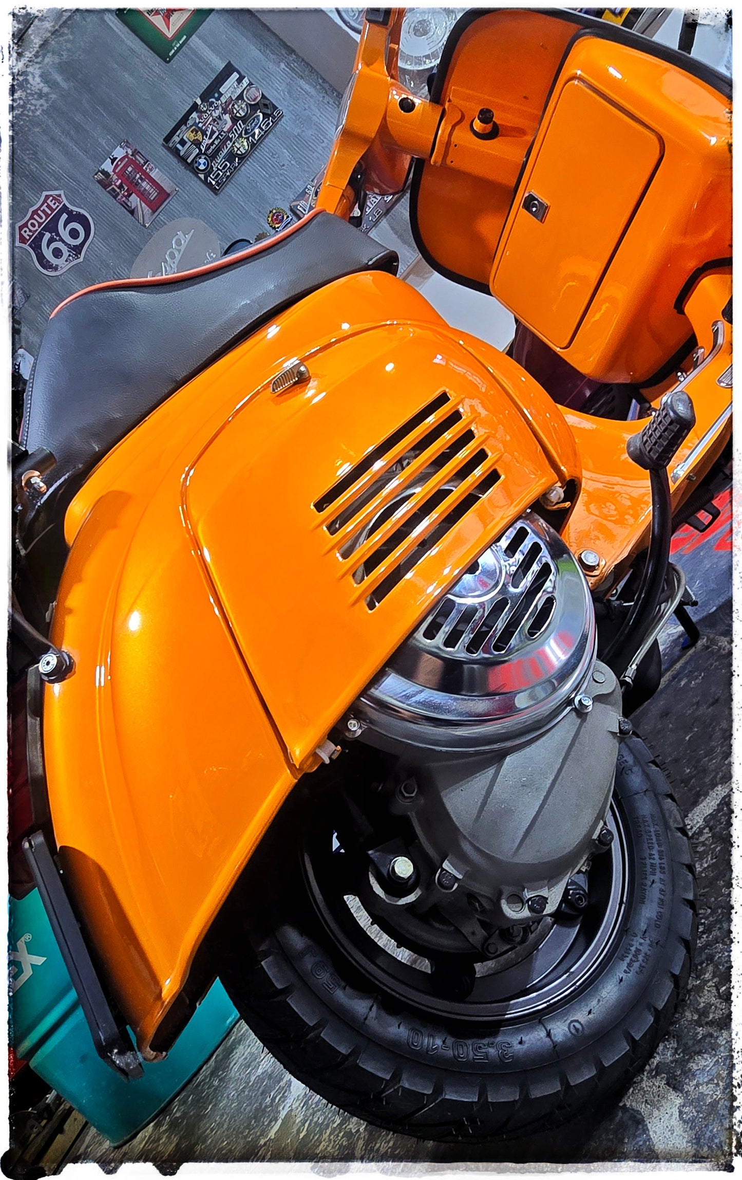 Vespa 50 Special - Edizione Lamborghini Color