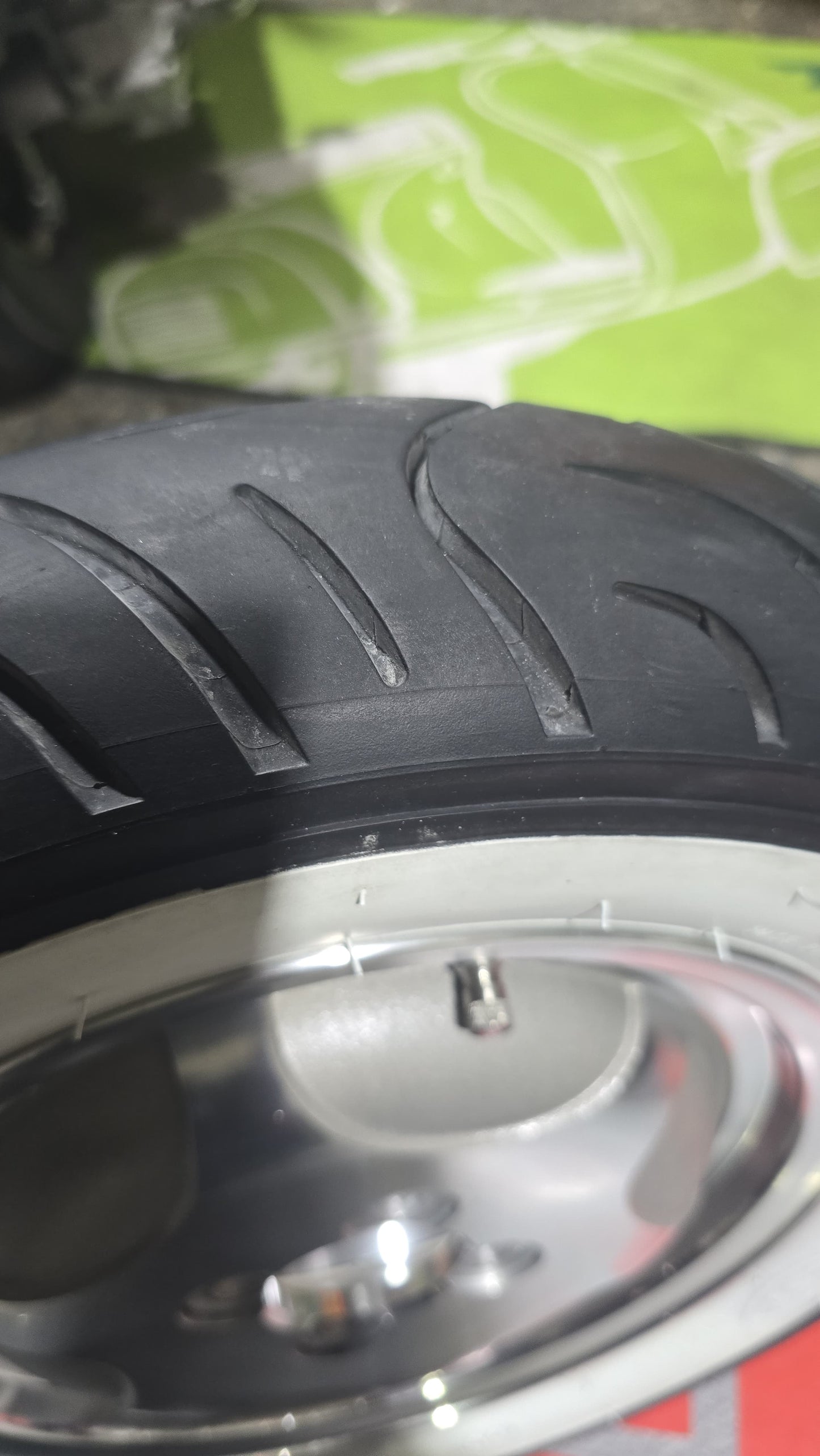 Cerchioni e gomme Tubeless 10"